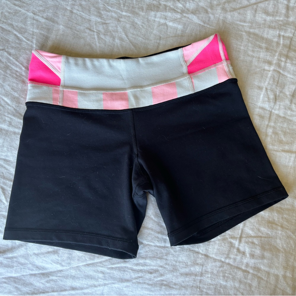 Lulu lemon Groove shorts